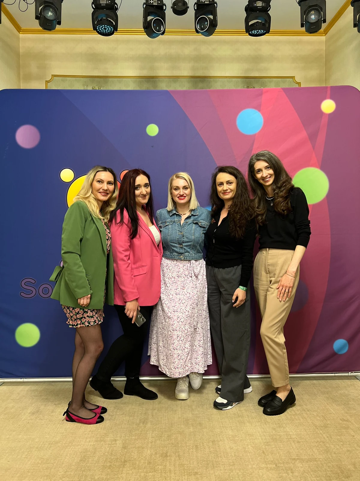 Alina with professional colleagues at Social Pedia